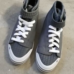 DC Skateboard Shoes